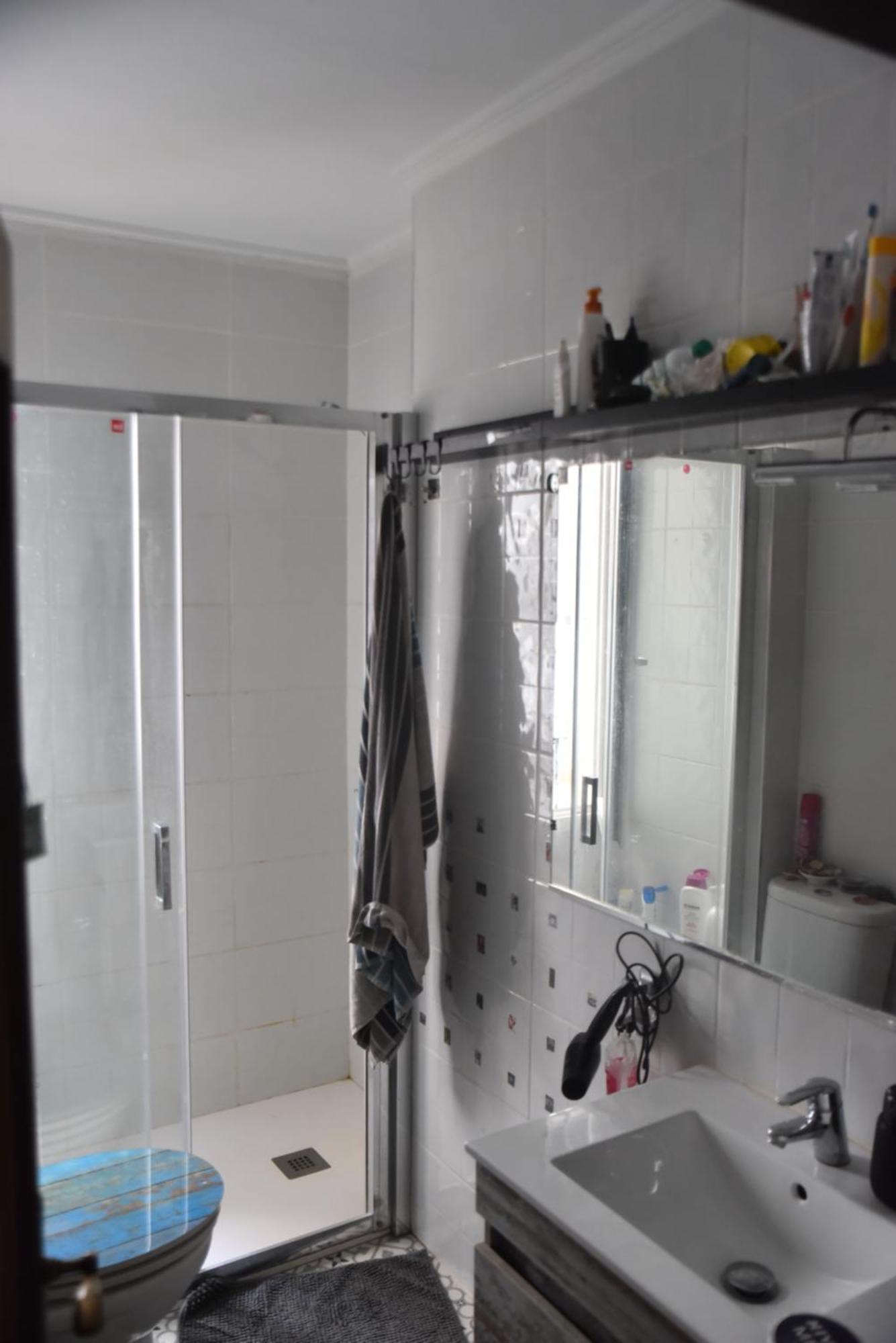 Grosses Modernes Zimmer "Silber" Fuer 2 Personen Und Katzenliebhaber Valencia Luaran gambar
