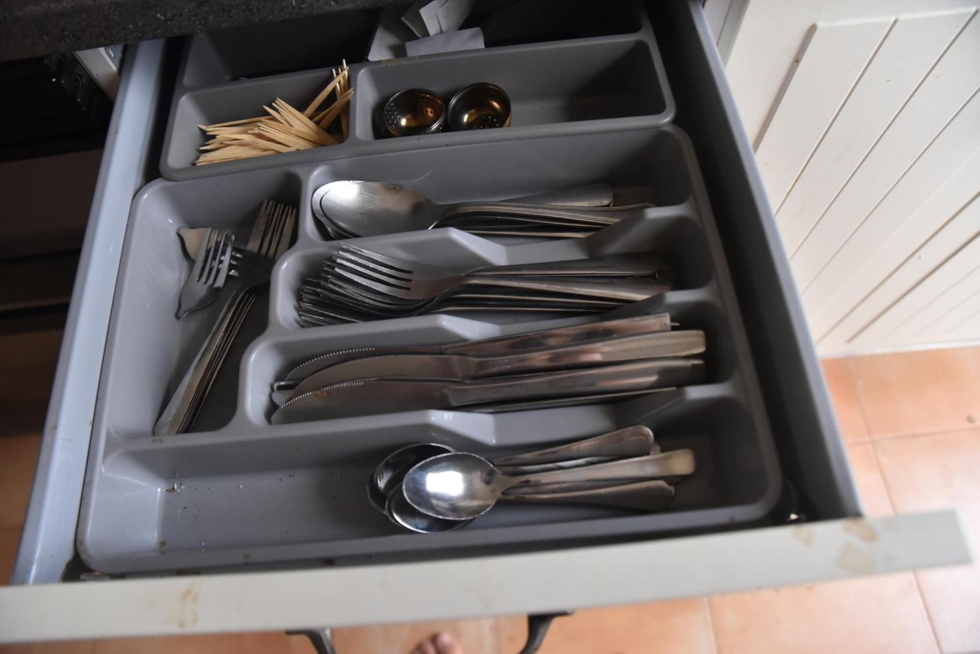 Grosses Modernes Zimmer "Silber" Fuer 2 Personen Und Katzenliebhaber Valencia Luaran gambar