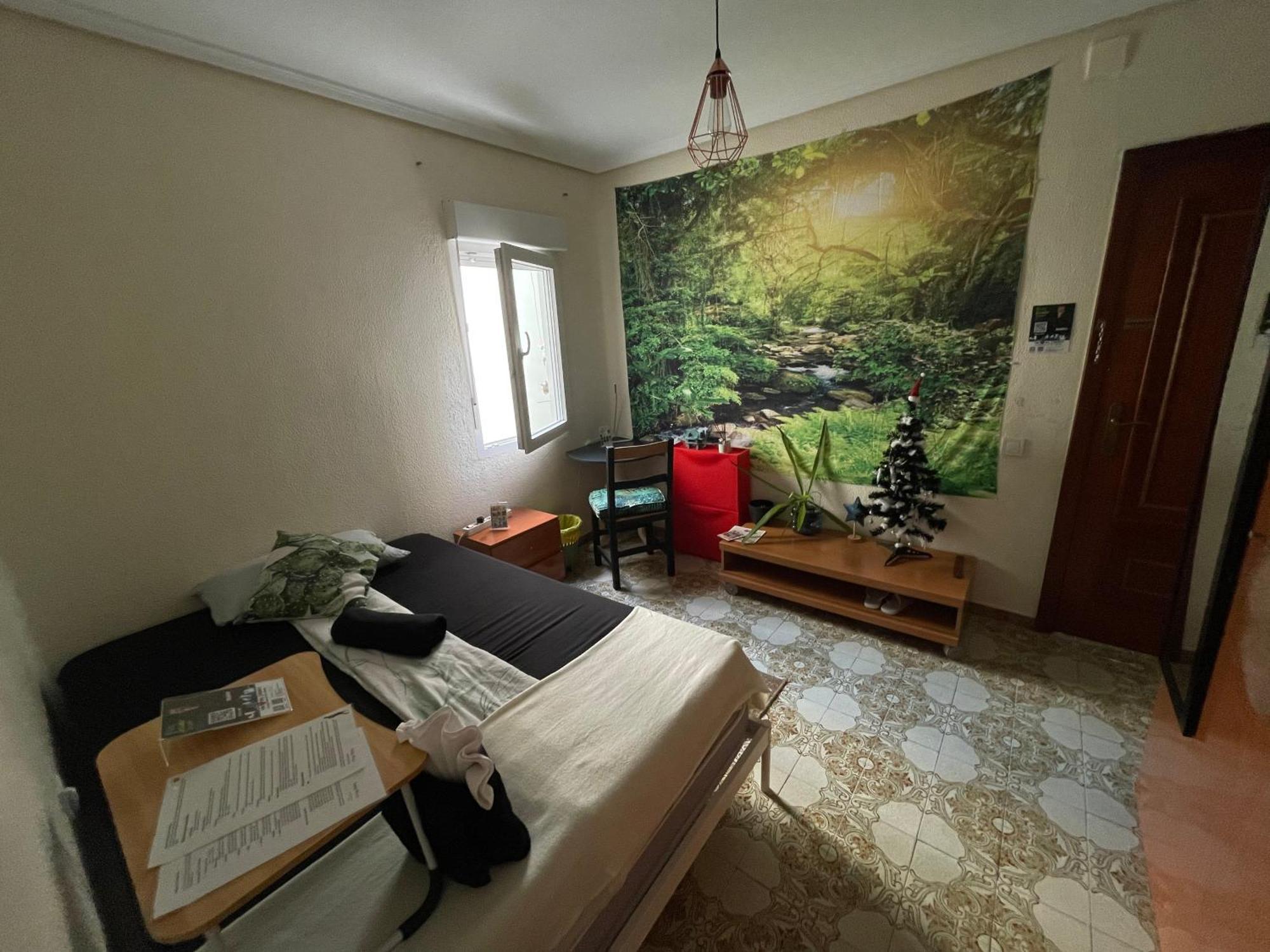 Grosses Modernes Zimmer "Silber" Fuer 2 Personen Und Katzenliebhaber Valencia Luaran gambar